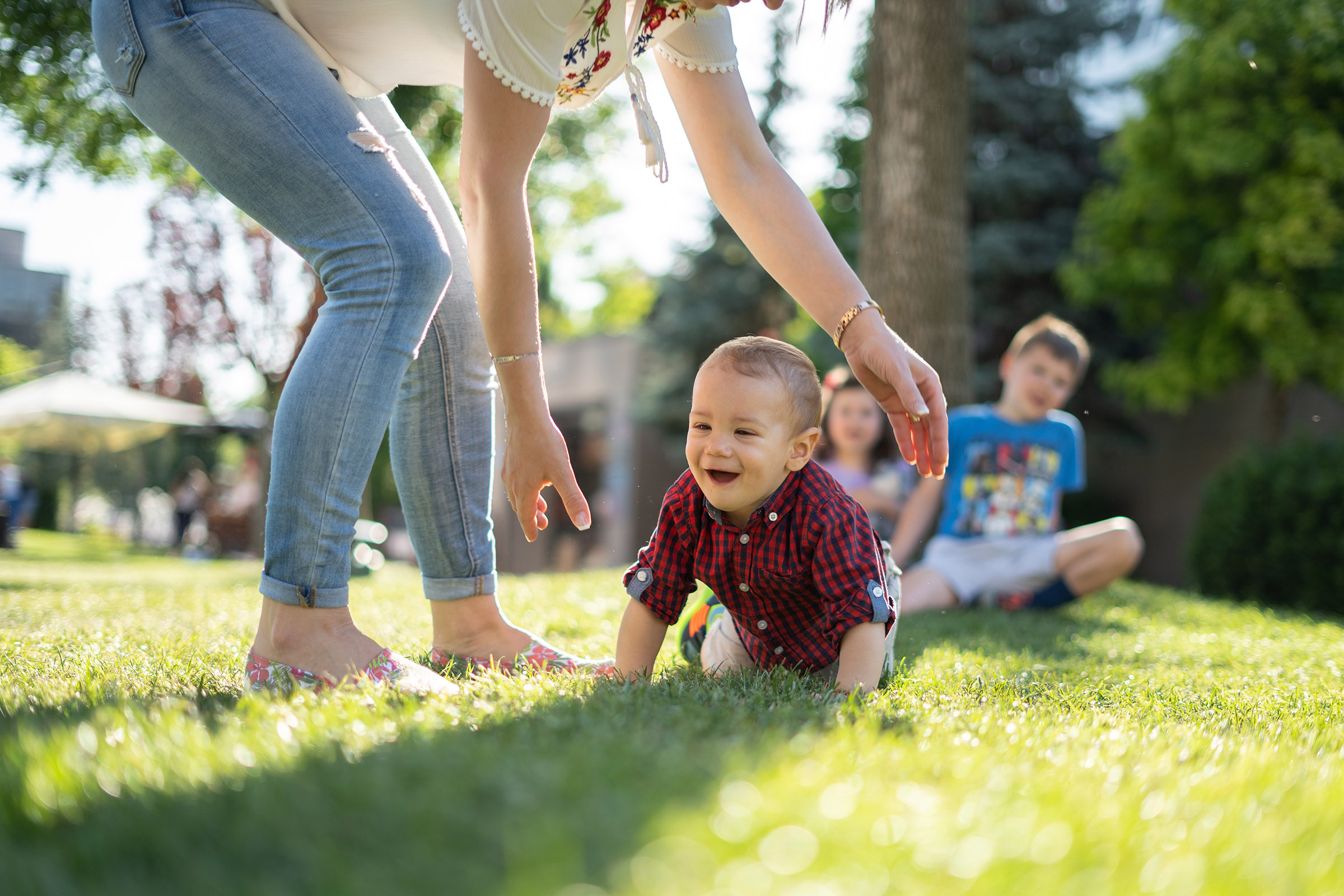 How To Help Single Moms In Need