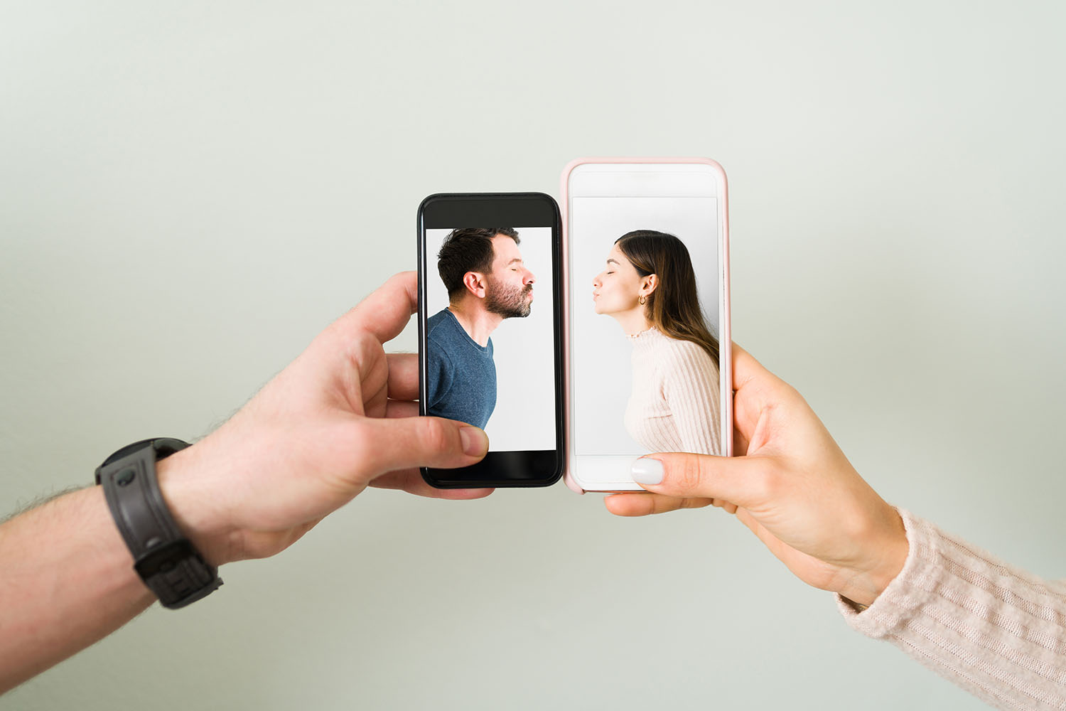 Five Keys to a Long-Distance Relationship - TYRO Blog